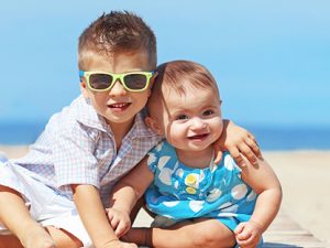 Consejos para viajar con bebés en verano